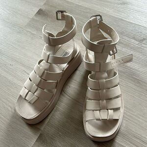 White/cream Steve Madden platform sandals
